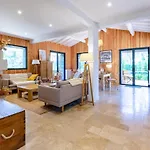 Вилла 6Br Coastal Villa | Pool | Garden Serenity Леж-Кап-Ферре