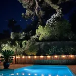 6Br Coastal Villa | Pool | Garden Serenity