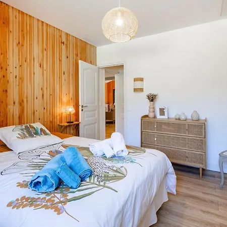 6br Coastal | Pool | Garden Serenity فيلة