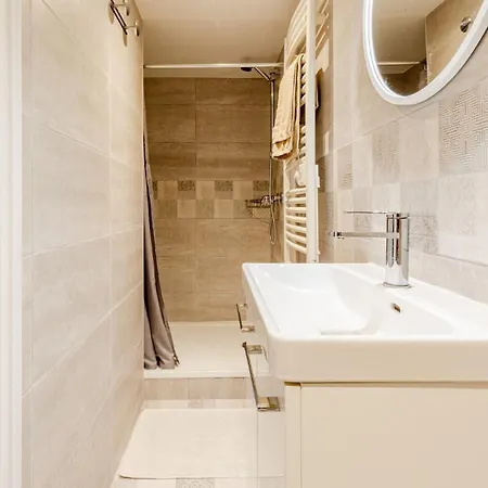 6br Coastal | Pool | Garden Serenity *