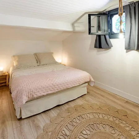 Willa 6br Coastal | Pool | Garden Serenity
