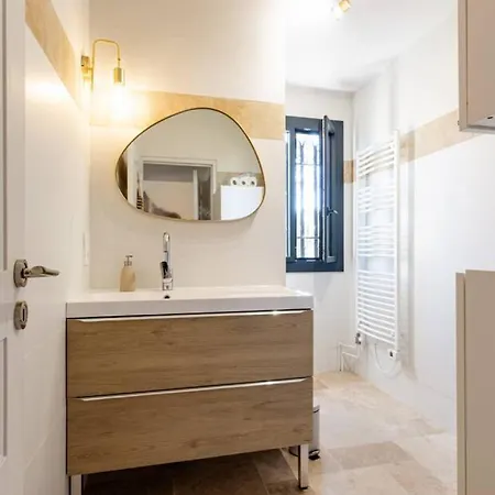 6br Coastal | Pool | Garden Serenity *